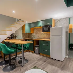 Full Equipment Designed In The Heart Of For 4 People Apartament